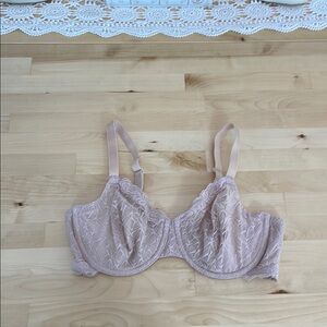 Wacoal 34DD bra Lace tan Underwire Bra in Beige